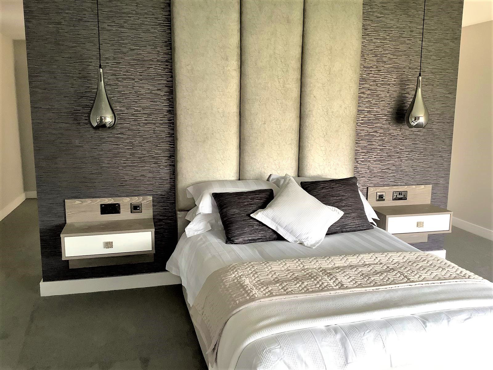 main guest bedroom in white gloss and french grey accent