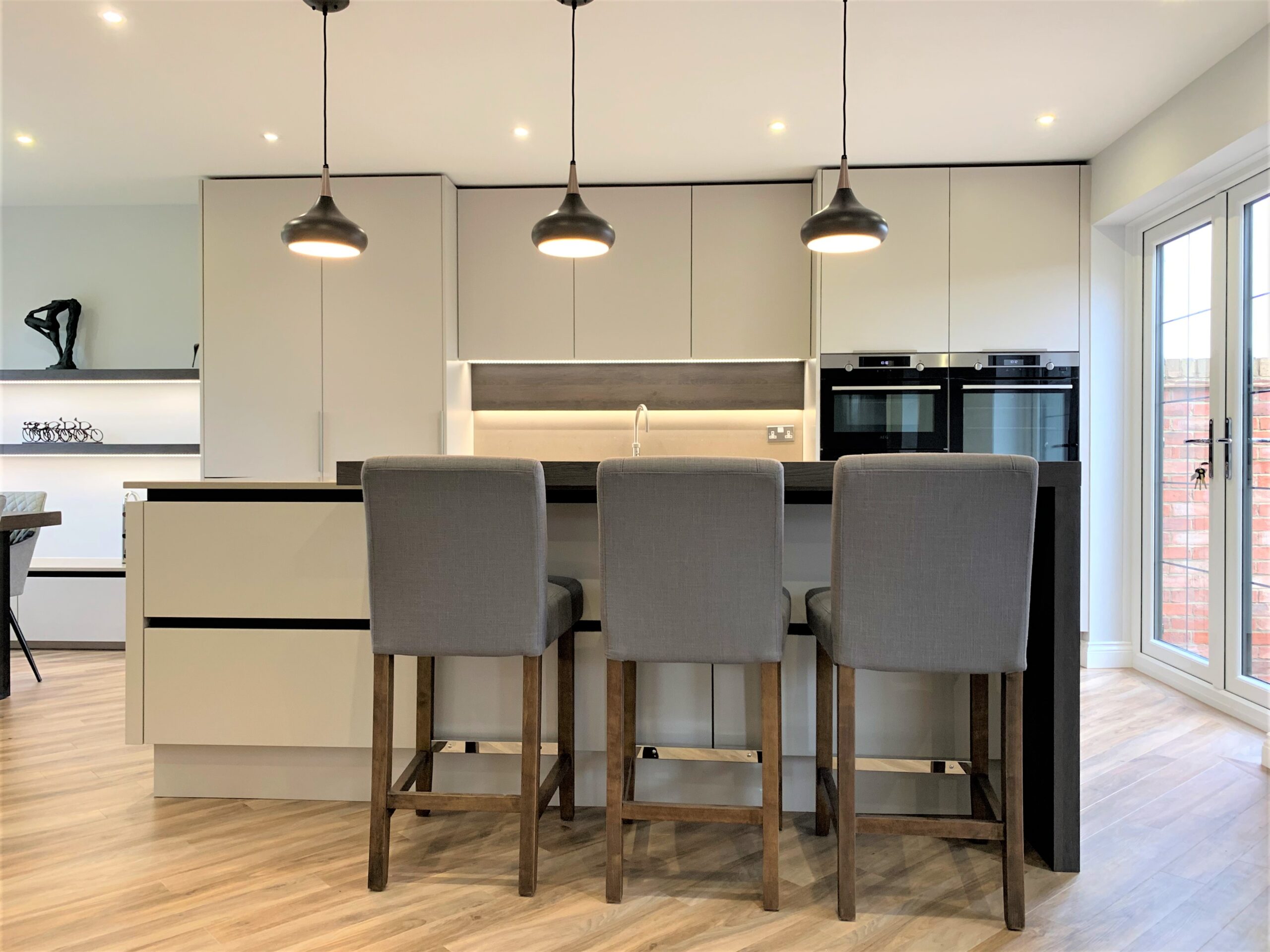 breakfasting kitchen in soft matt cashmere